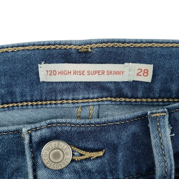 Levi's Jeans Women's Size 28 720 High Rise Super Skinny Stretch Medium Wash - Picture 2 of 9